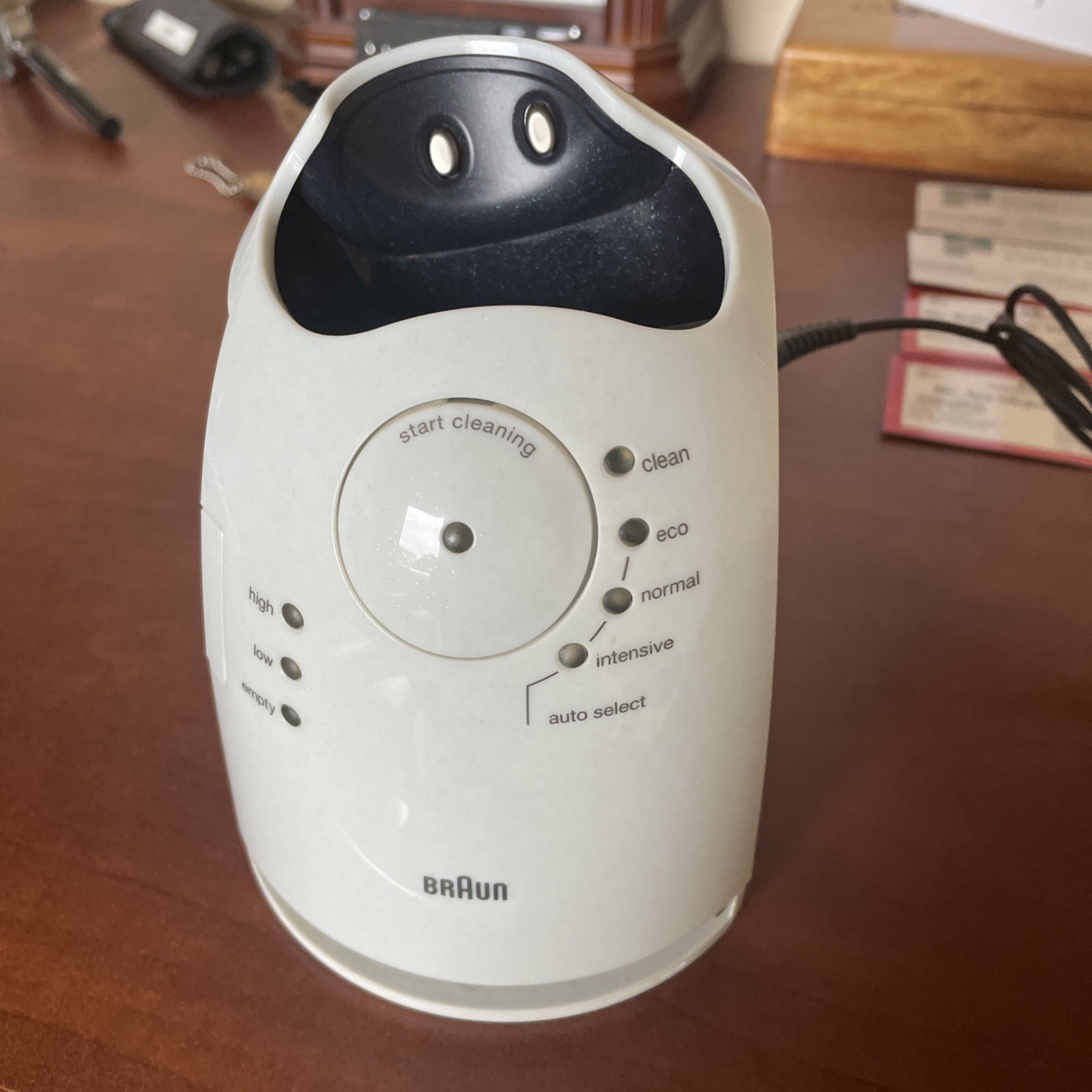 braun series 7 Cleaning Base White De Luxe