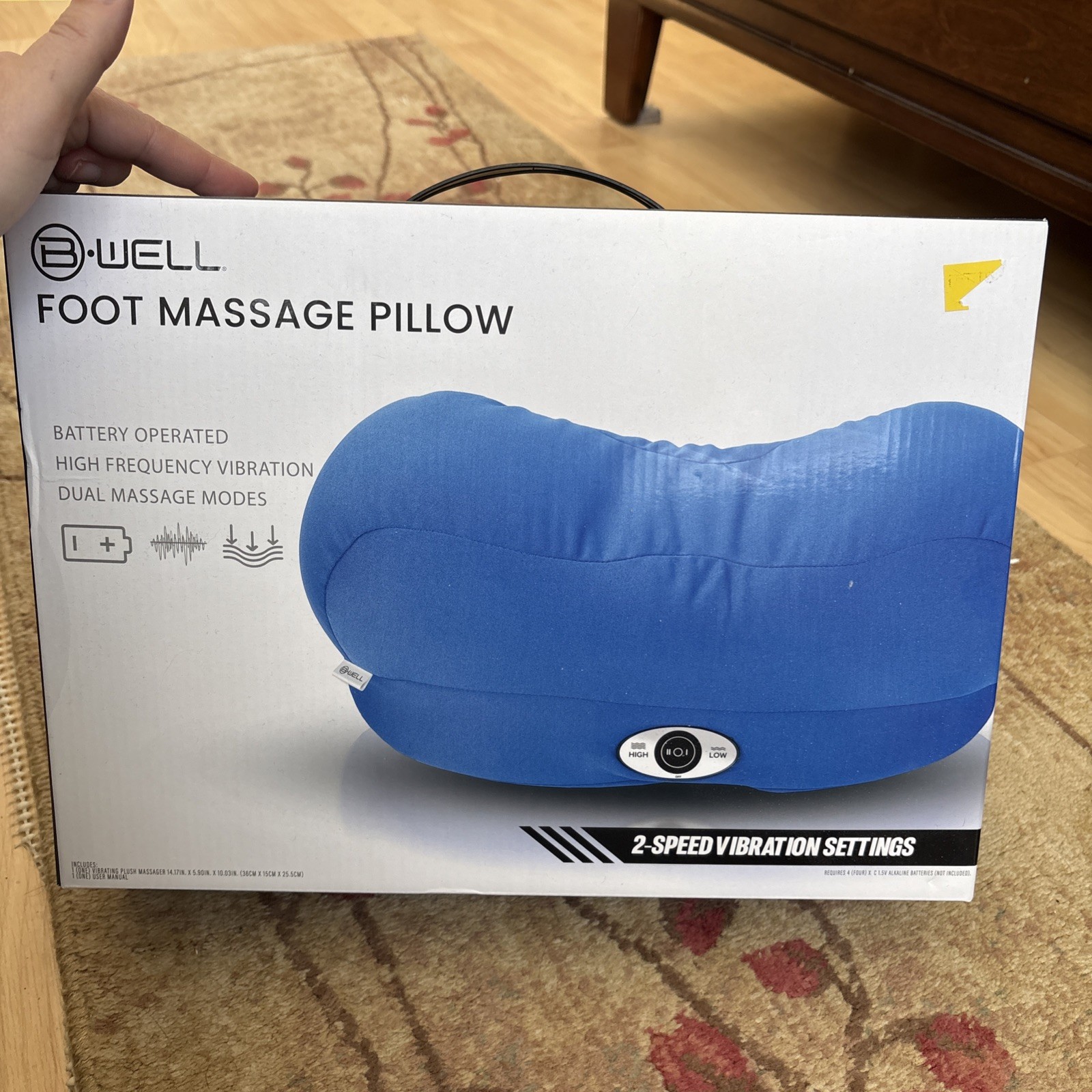 B-WELL FOOT MASSAGE PILLOW (2-SPEED/BATTERY OPERATED) – NEW IN BOX