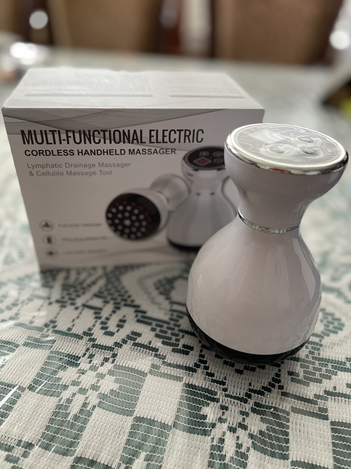 Cordless Rechargeable Low Noise Handheld Massager Full Body White USB Charge