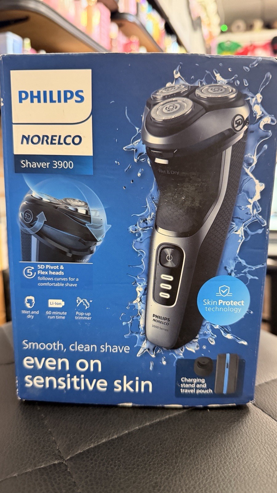Philips Norelco 3900 Electric Shaver, Storm Blue