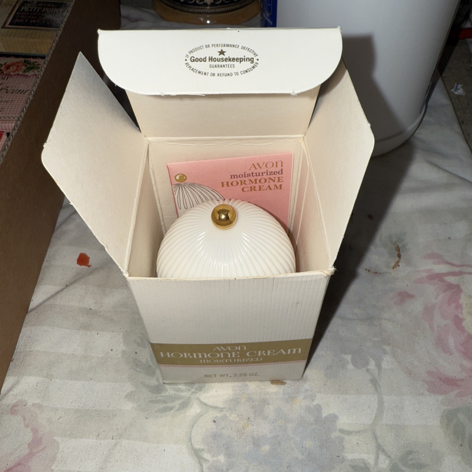 Vintage Avon Hormone Cream Moisturized 2.25 oz NEW – Natural Estrogenic Hormones