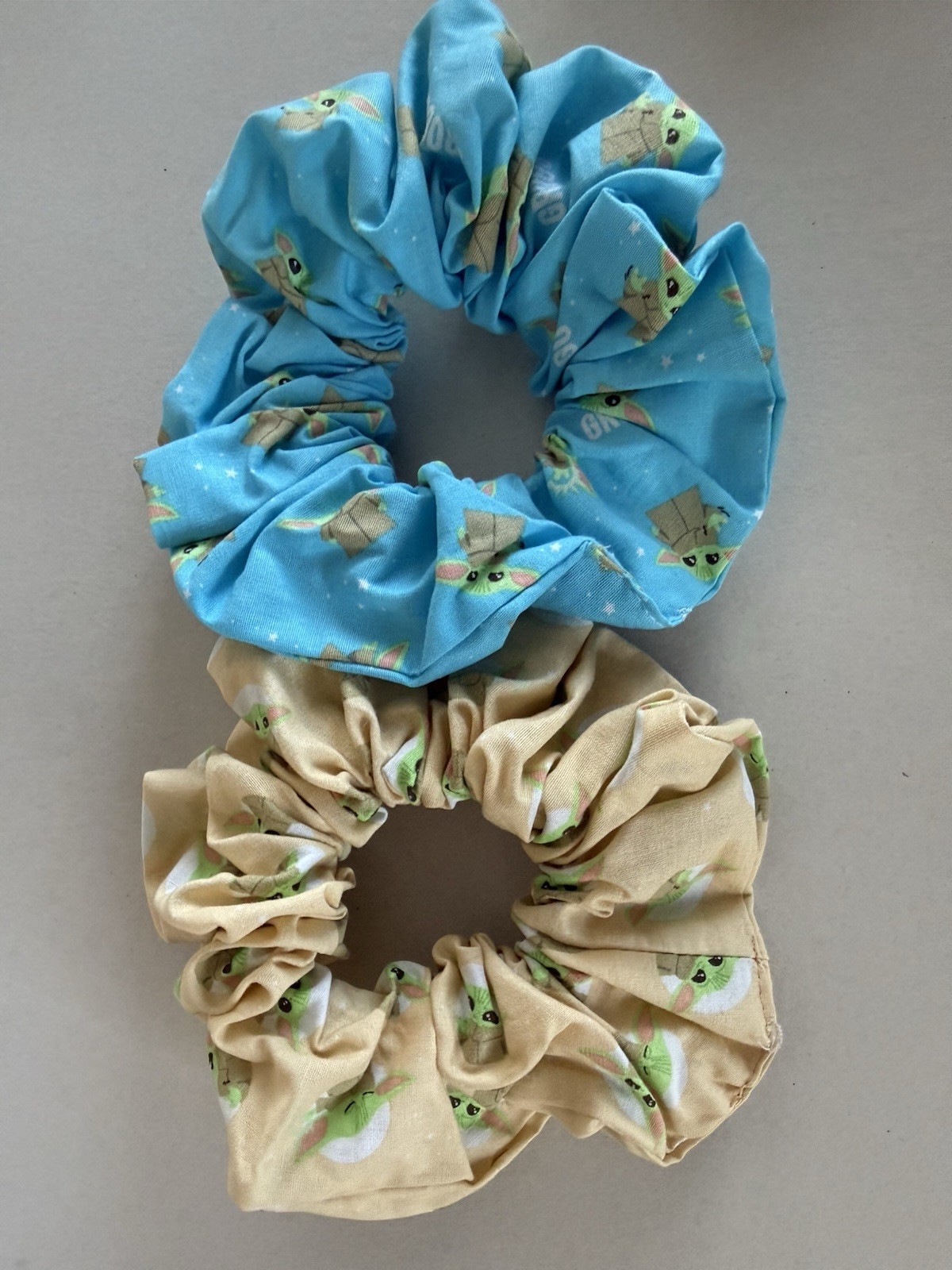 Multicolor Fabric Scrunchie Set 2-Pack Mixed Prints Round Elastic Hair Ties
