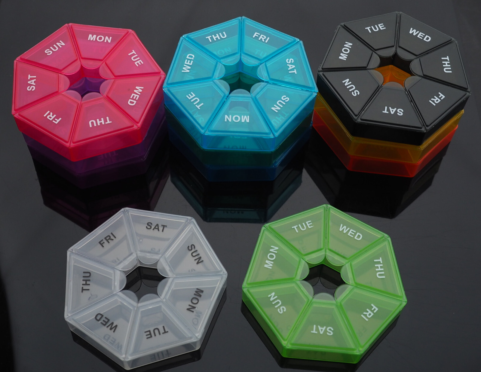 Round Weekly 7 Days Tablet Medicine Storage Pill Box Organizer Container Case