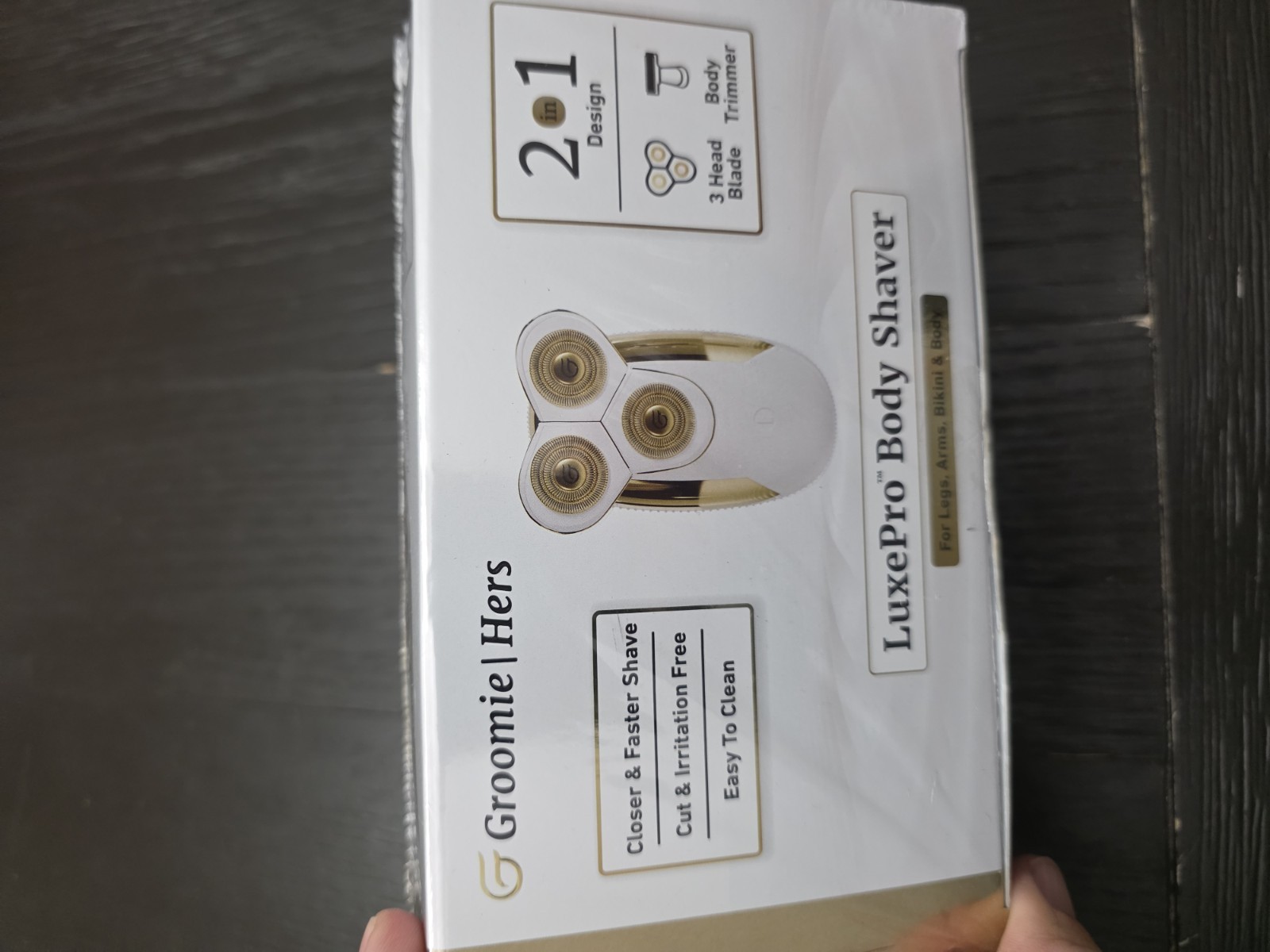 Groomie-Women’s Grooming Kit- Shaves: Arms, Legs, Head, Bikini-rechargeable