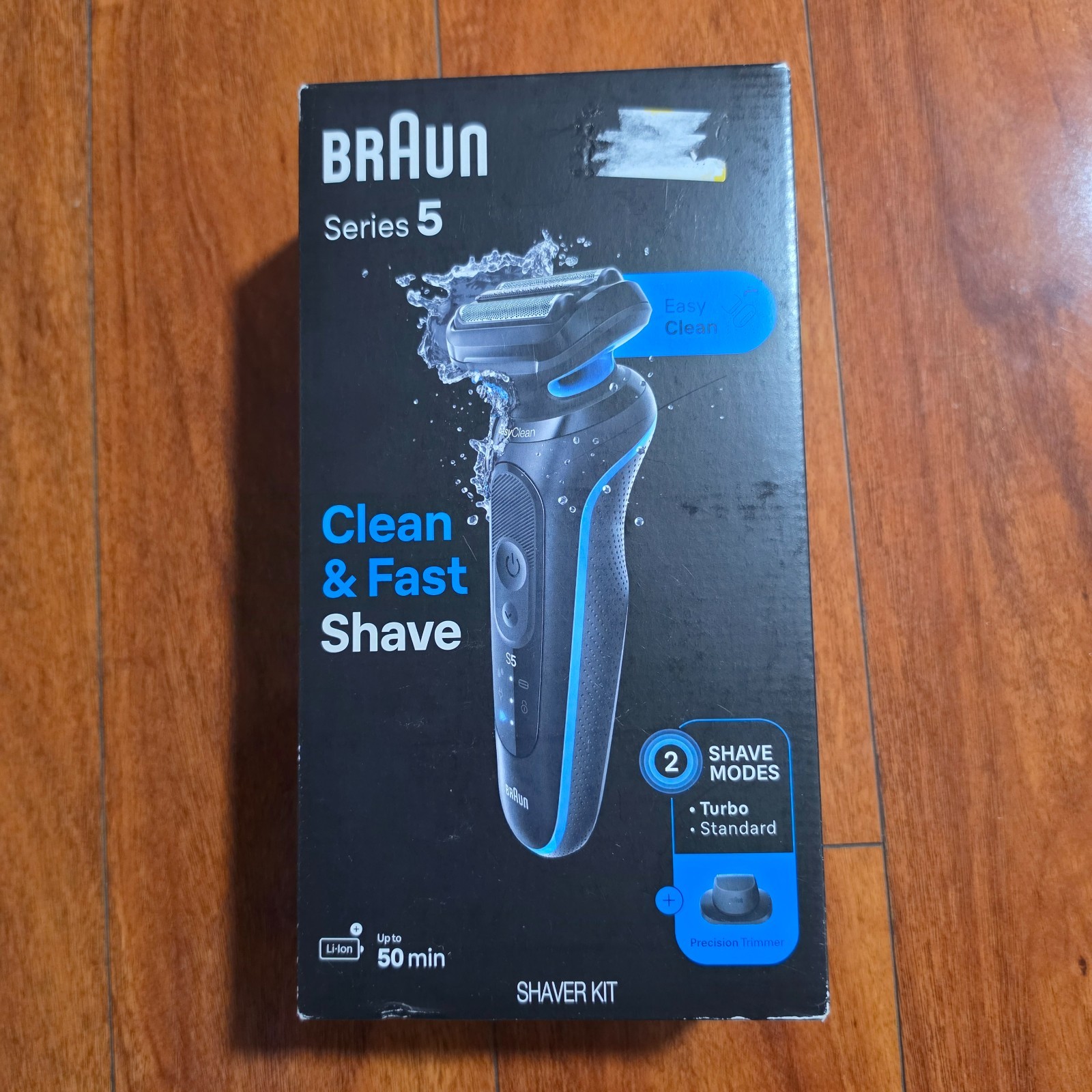 Braun Electric Shaver for Men, Series 5, 5118s, Wet & Dry Shaver