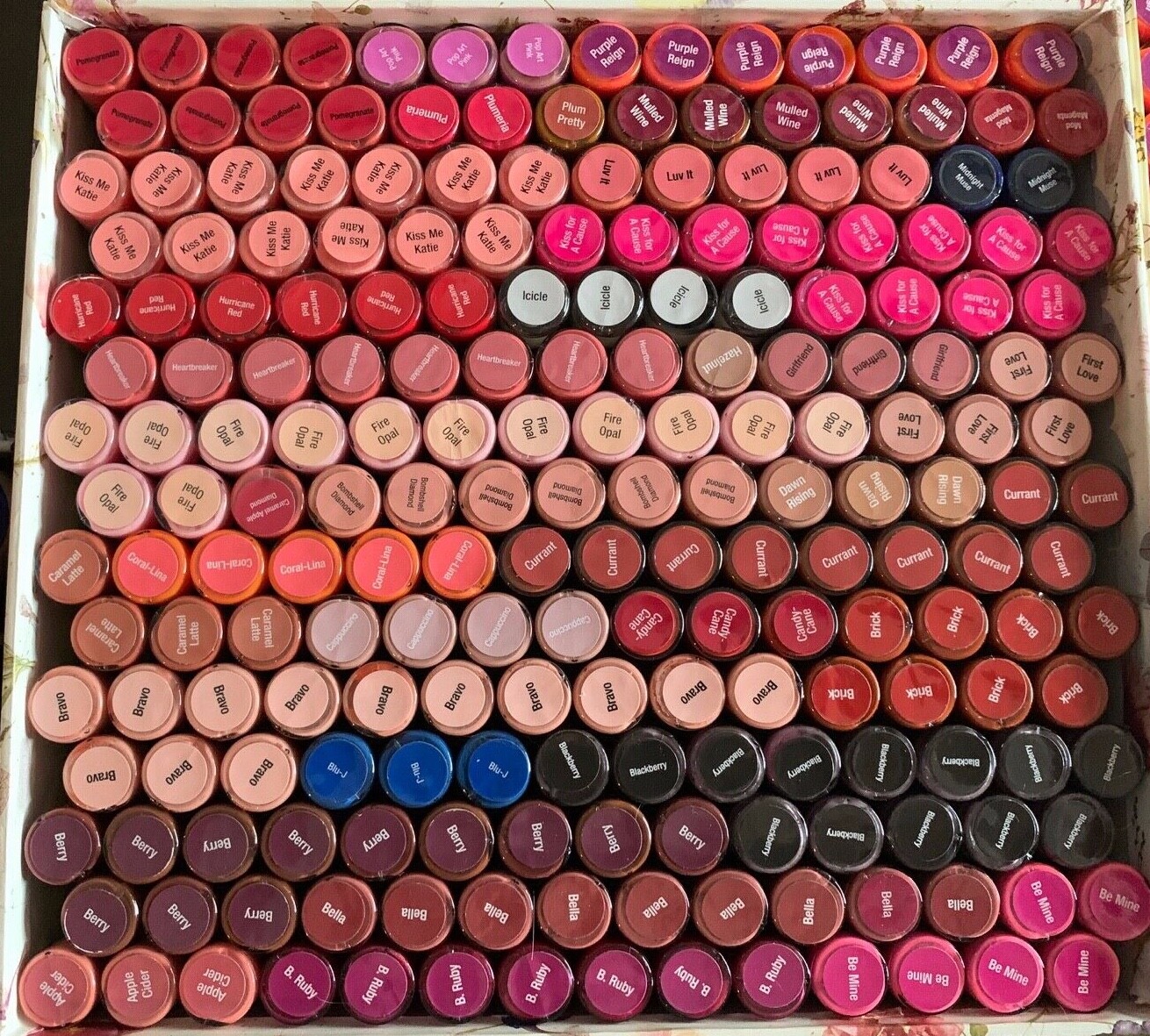 CLEARANCE!! LipSense Long Lasting Liquid Lip Color Low Prices – FREE SHIPPING!!!