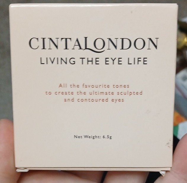CINTALONDON Living The Eye Life Shimmer Vegan Eyeshadow Palette 6.5g 12M