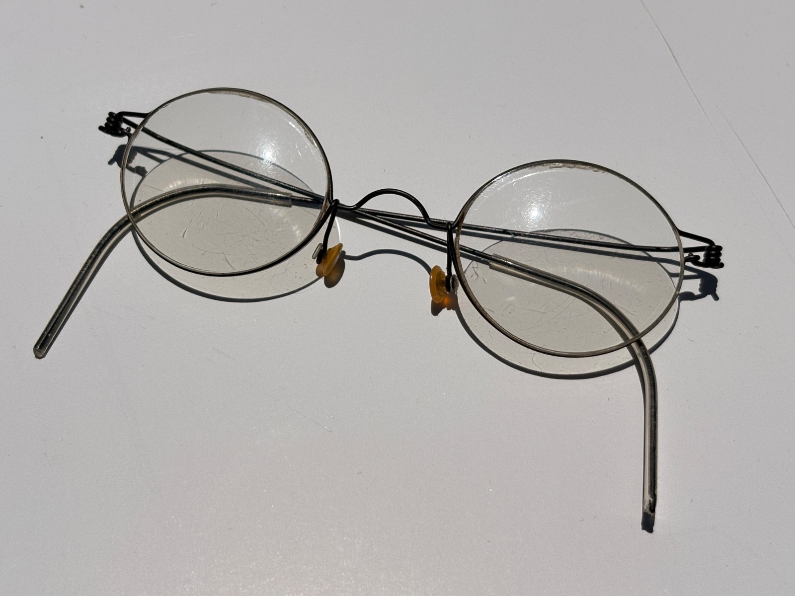 Lindberg eyeglasses Corona Round Titanium Frames 42-24-145 Black