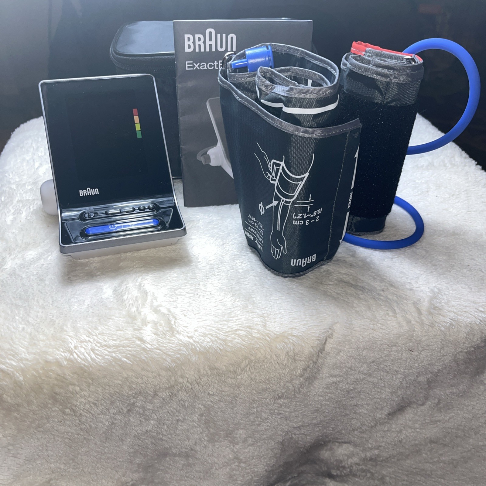 Braun ExactFit 3 Blood Pressure Monitor for Home Use With 2 Size Cuffs