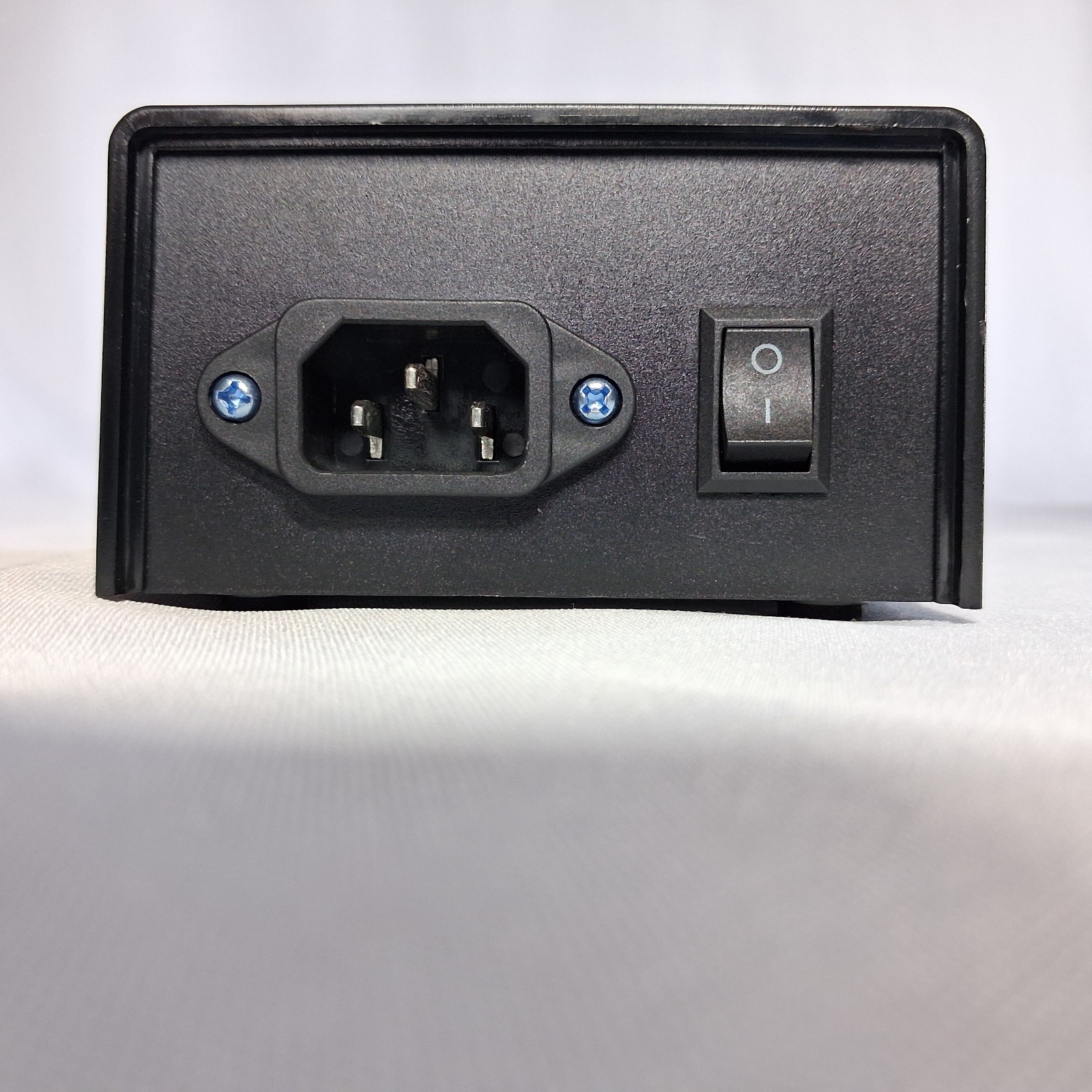 Dragonhawk Adjustable Digital Tattoo Power Supply, Black w/ Foot Pedal & Cords