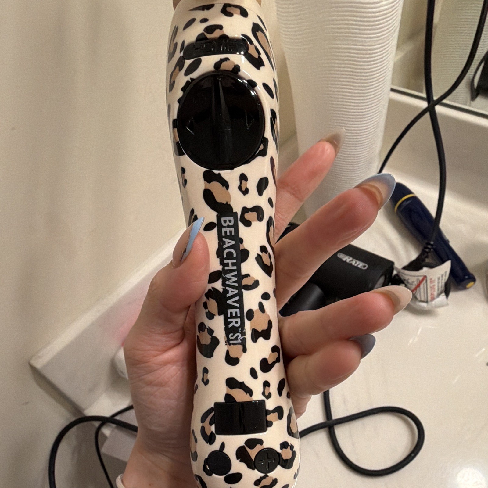 Beachwaver S1 1in Rotating Curling Iron, Ceramic, 3 Heat Settings, 410°F