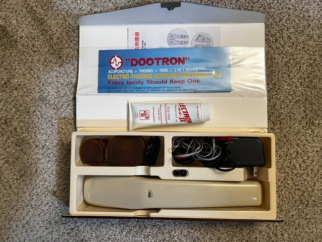 Doctron Electro-Thermo Acupuncture Model 303