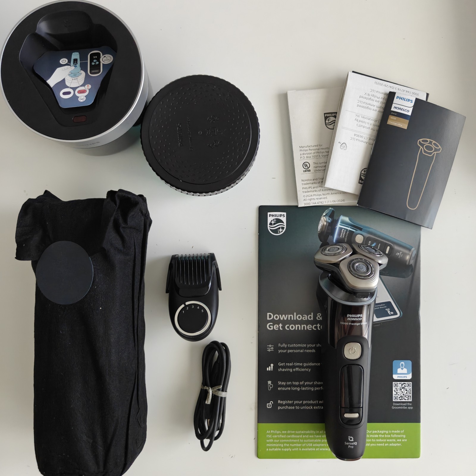 Philips Norelco i9000 Prestige Shaver XP9400 Open Box – UV Case