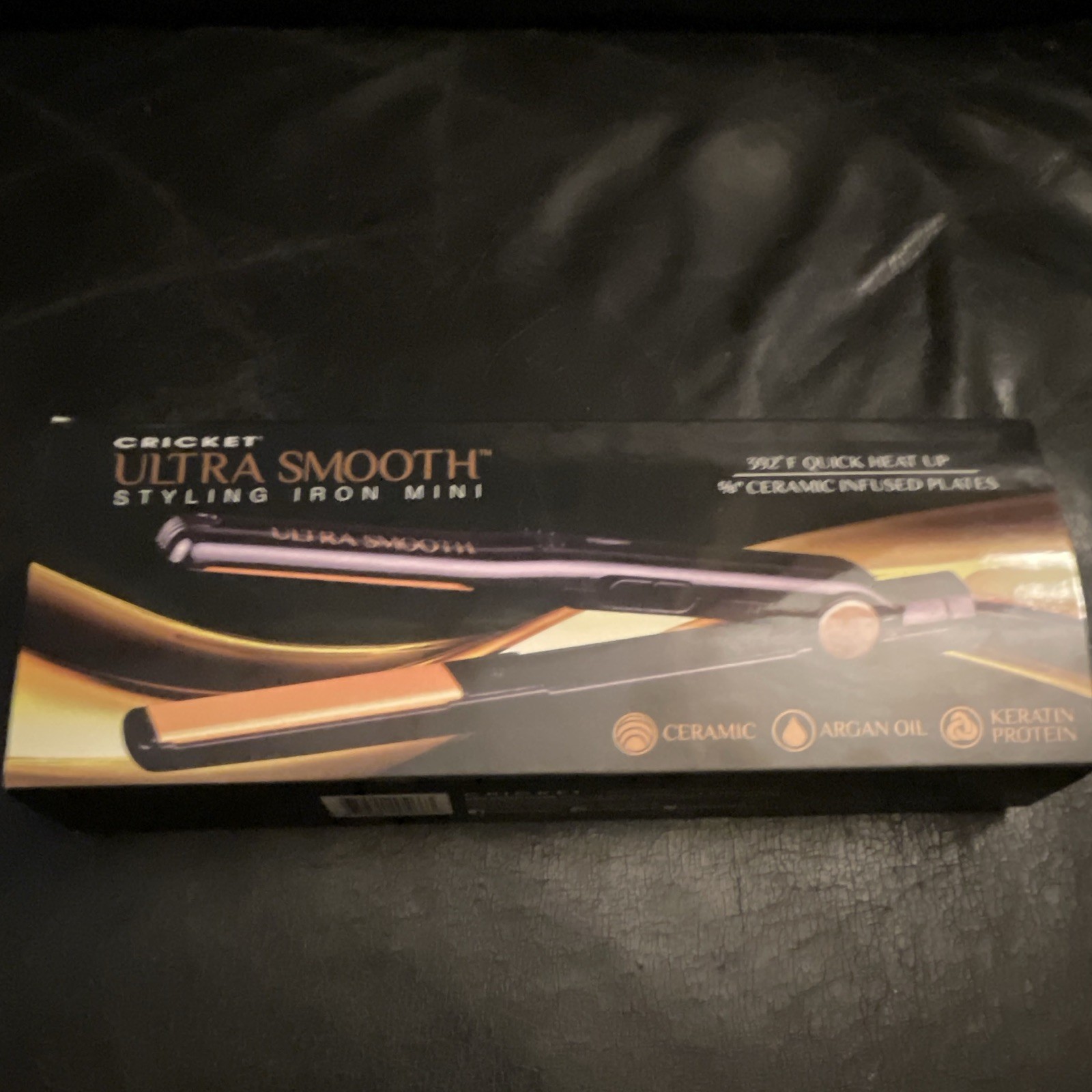 Cricket Ultra Smooth Mini Flat Iron 5/8in Ceramic Plates Quick Heat 392°F Black