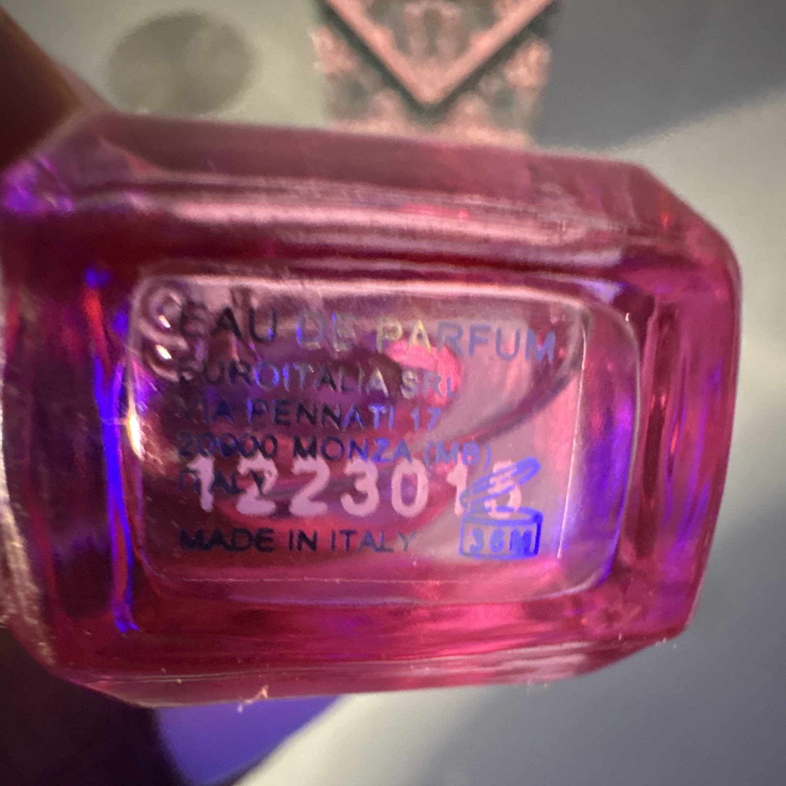 Versace Bright Crystal Absolu Eau de Parfum Spray 5ml MPN 511062C