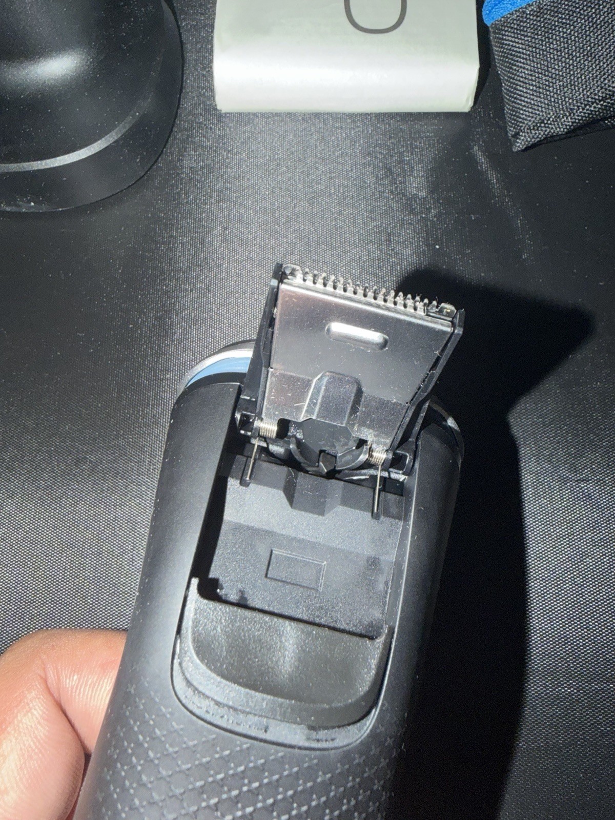 Philips Norelco Shaver 3900 Wet Dry Electric Razor S3341/92 Charging Stand