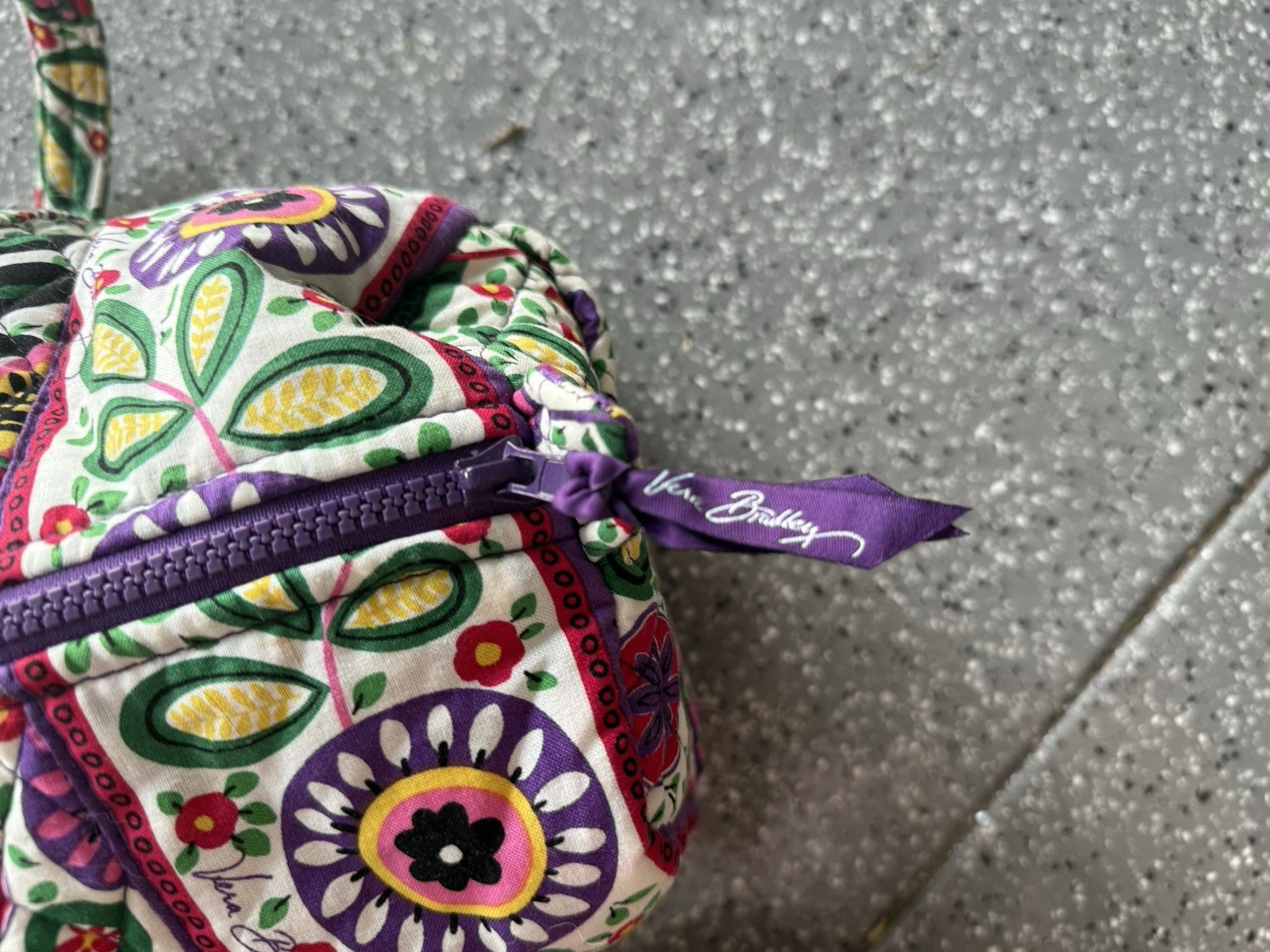 Vera Bradley Multicolor Floral Fabric Makeup Bag Zipper Closure with Handle