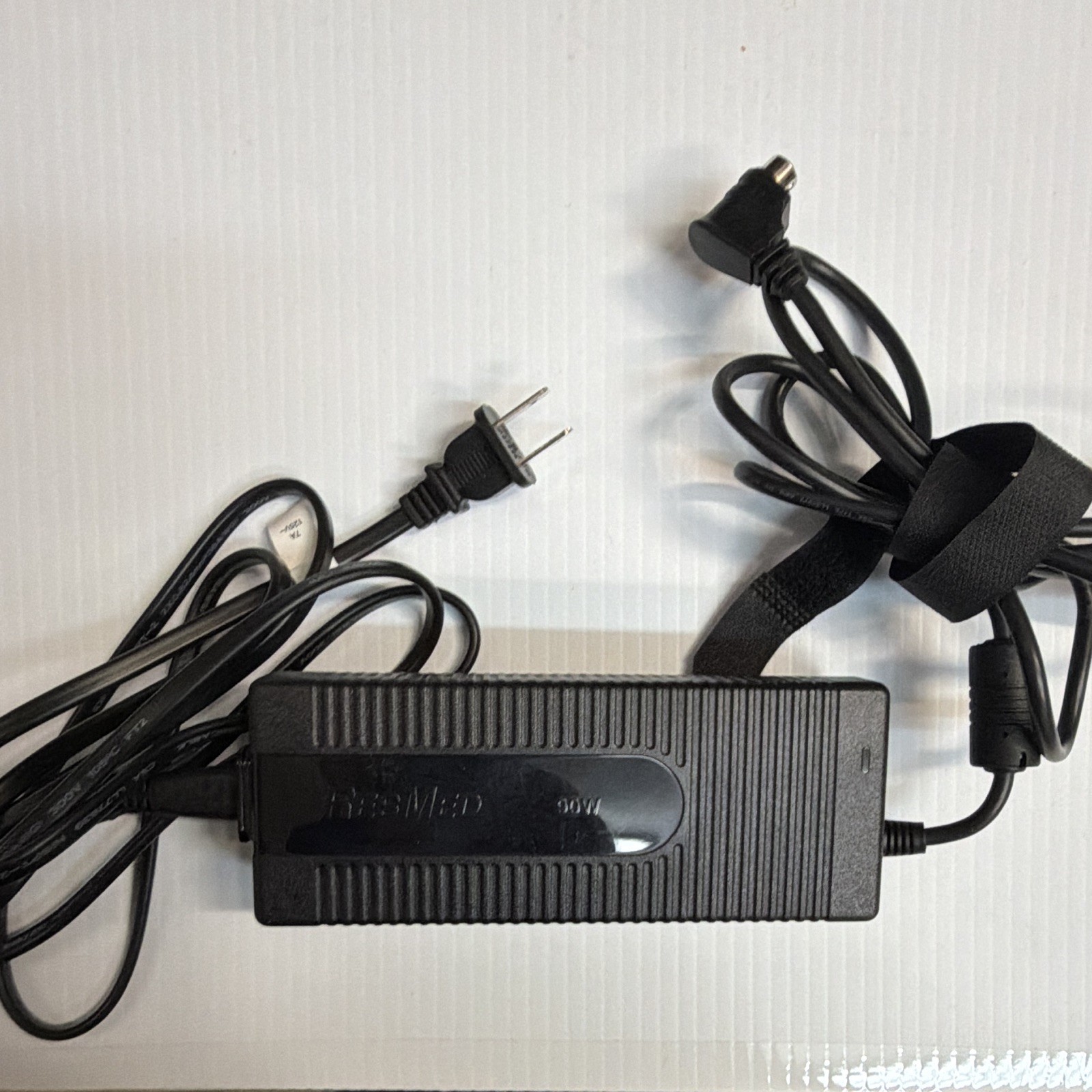 ResMed 90W AC Adapter Power Supply 24V 3.75A R360-760 (DA-90A24)