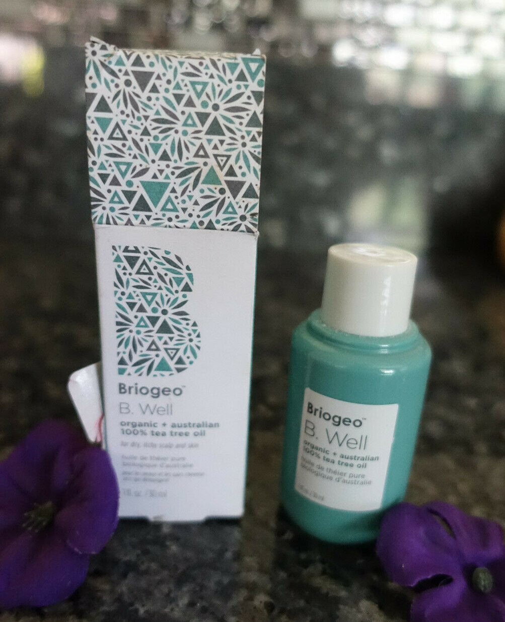 Briogeo B well organic + asutralian 100% tea tree oil new in box size 1oz