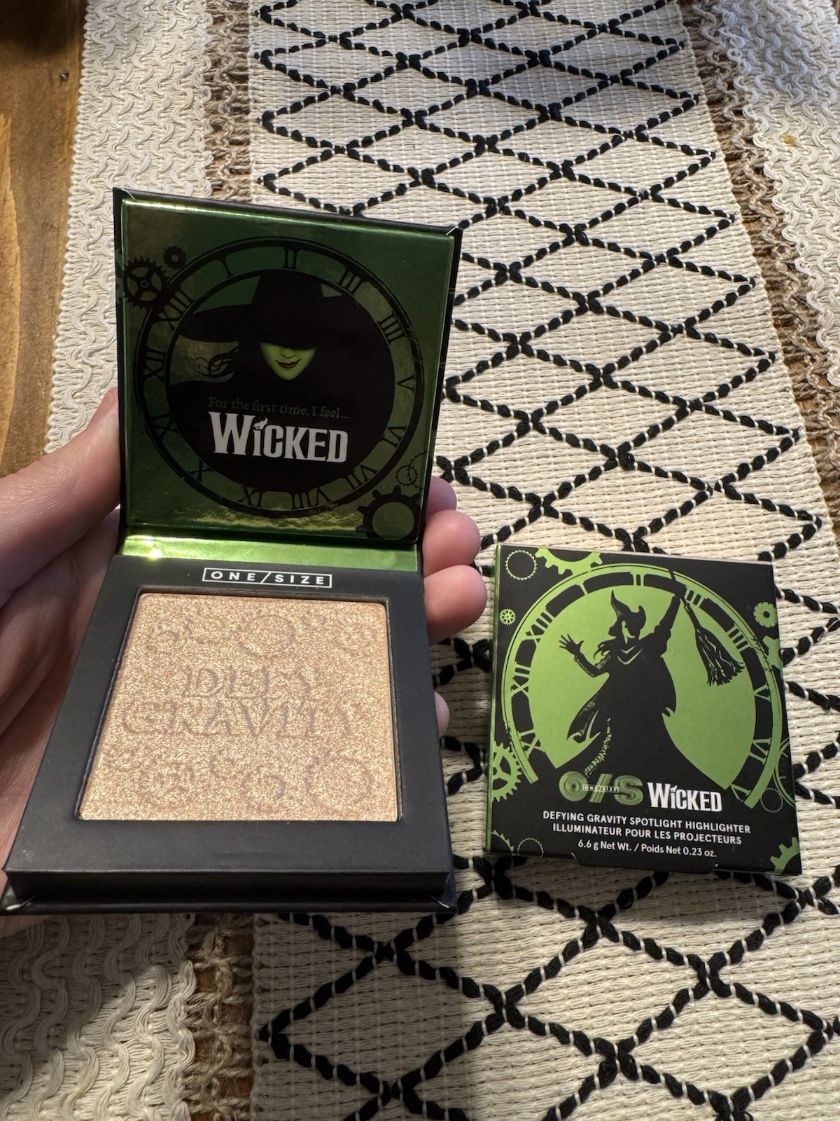 ONE/SIZE O/S Wicked x Patrick Starr Defying Gravity Highlighter LTD ED NEW