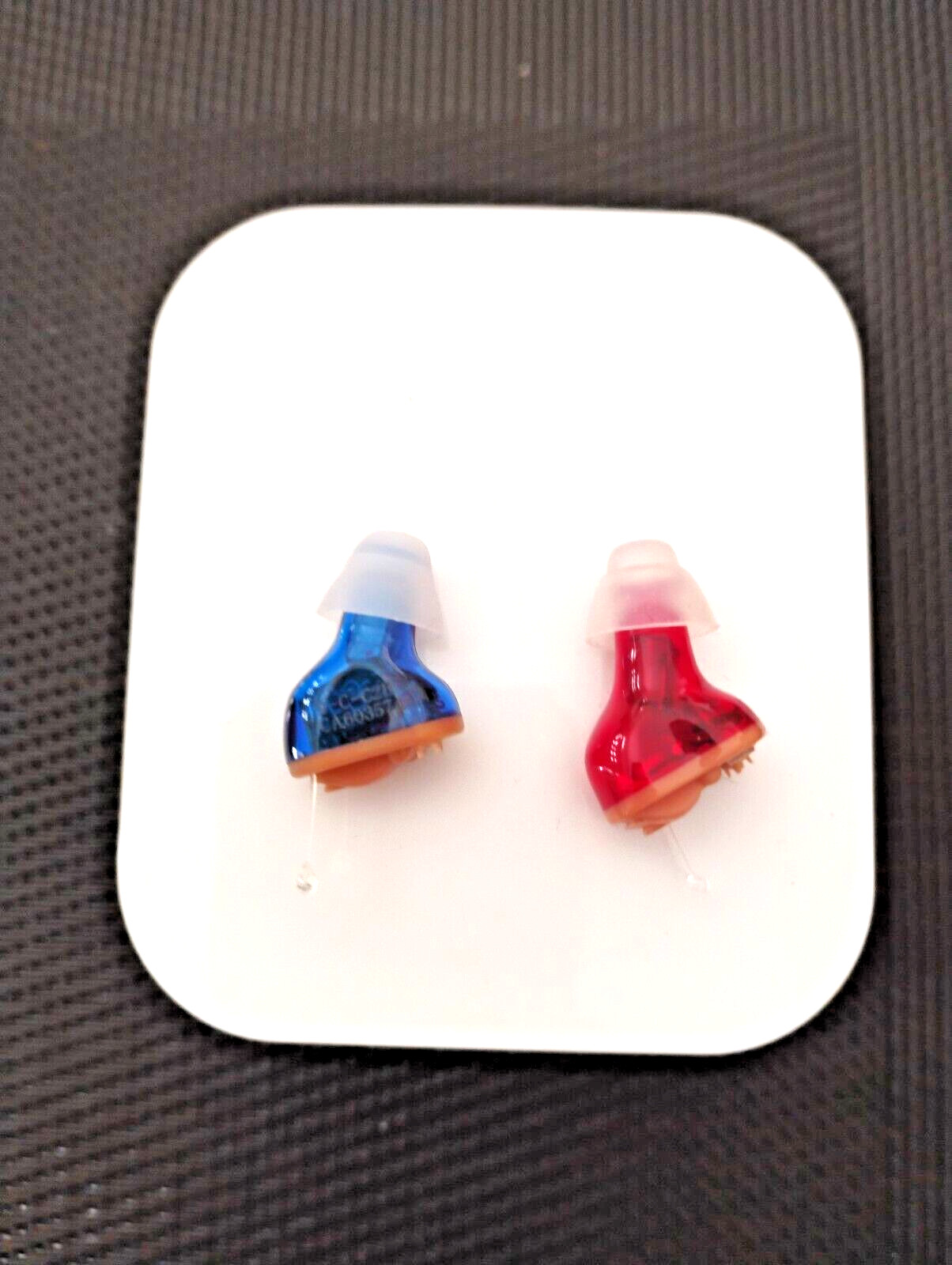 TWO MINI IN EAR CIC HEARING AMPLIFIER LEFT/RIGHT EAR 3 SMART PROGRAMS NO TEST