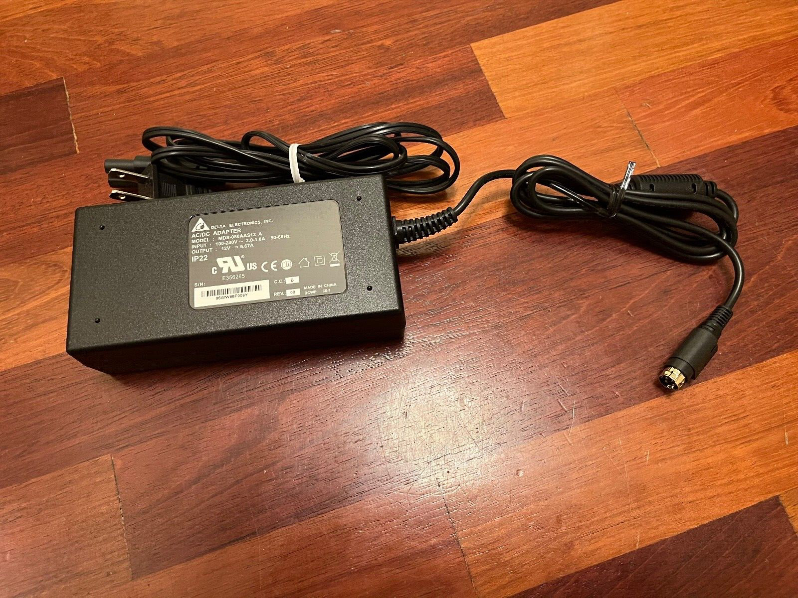 Delta Electronics 80W AC Power Supply Adapter 12V 6.67A Model MDS-080AAS12 A