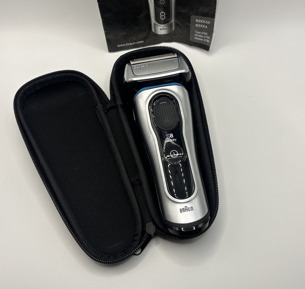 Braun Series 8 S8 8517s Wet Dry Cordless Foil Shaver ProTrimmer Kit With Dock