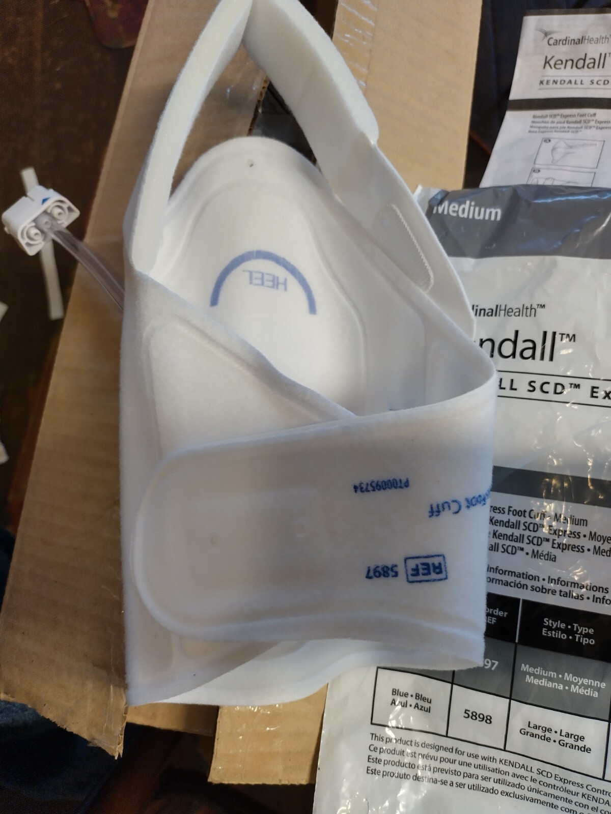 Box of 10- Kendall SCD Express Foot Cuff Medium Use By 10-04-2028