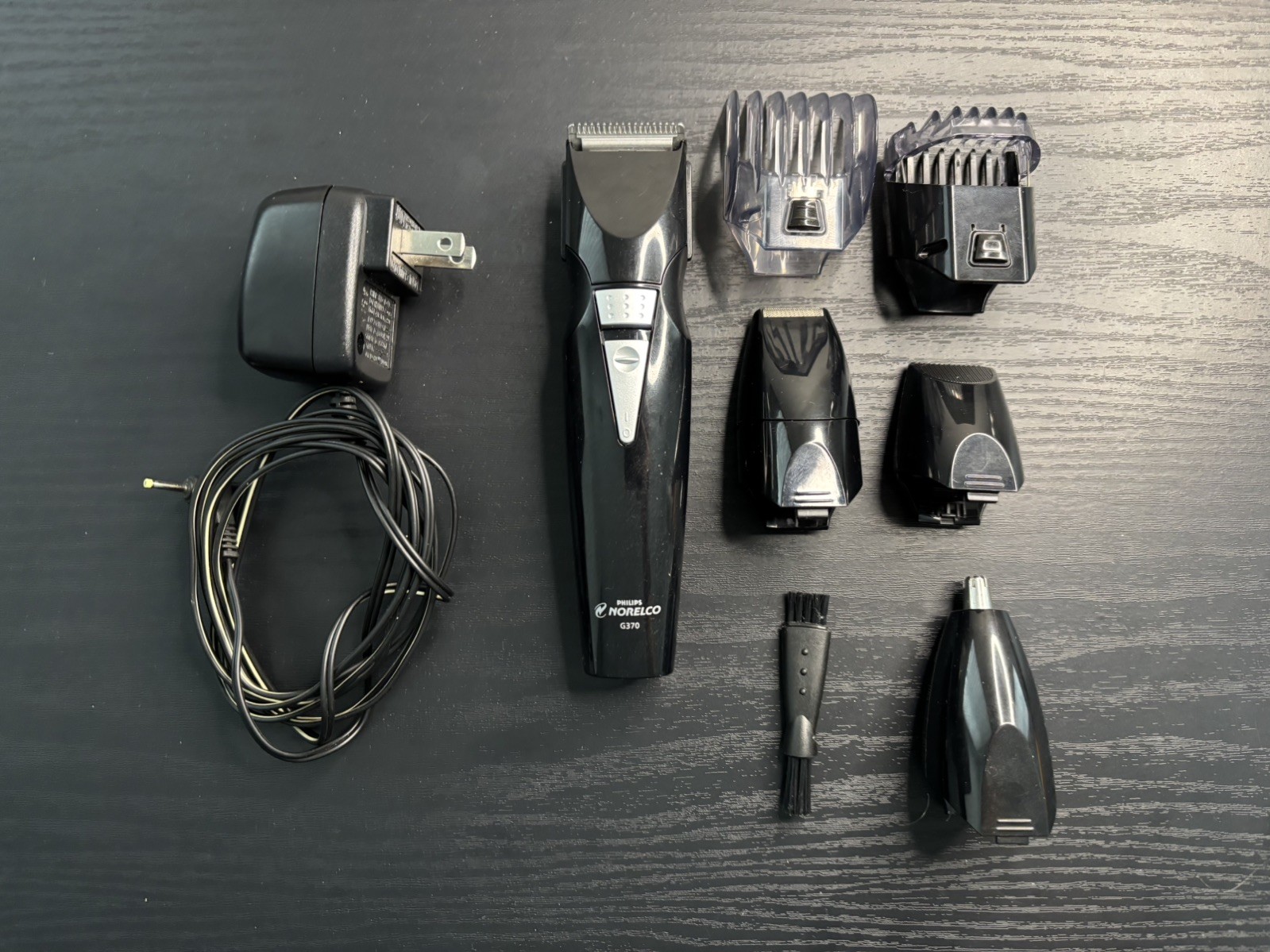 PHILIPS Norelco G370 Trimmer Shaver w/ Charger 6 Attachments