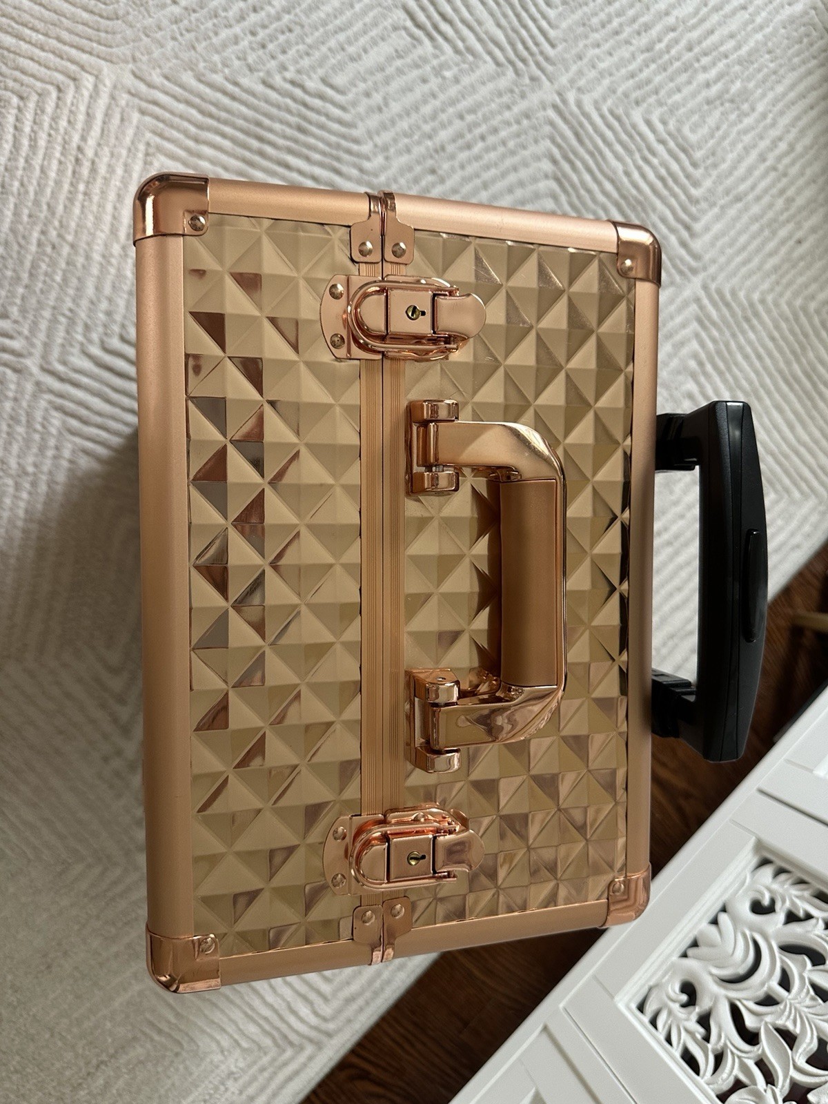 Rose Gold & Black Rolling Makeup Case w/ Wheels, Retractable Handle 20.5in