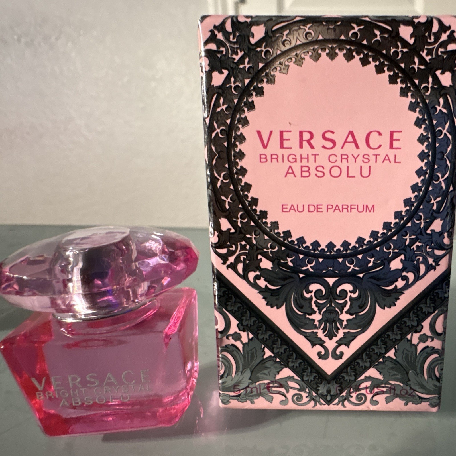 Versace Bright Crystal Absolu Eau de Parfum Spray 5ml MPN 511062C