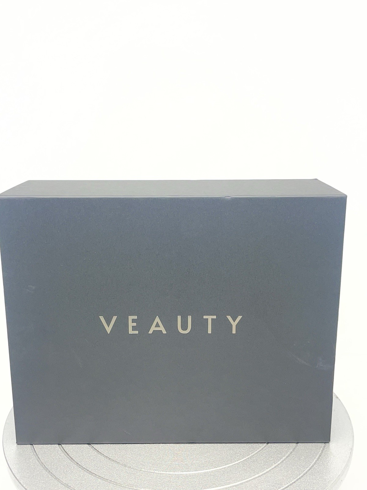 Veauty Dot RF Microneedling Skincare Device Model VD-4497839K NEW