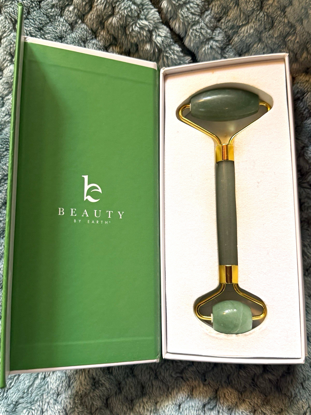 Beauty by Earth Green Stone Face Massage Roller Gold Tone Double End 2 Heads
