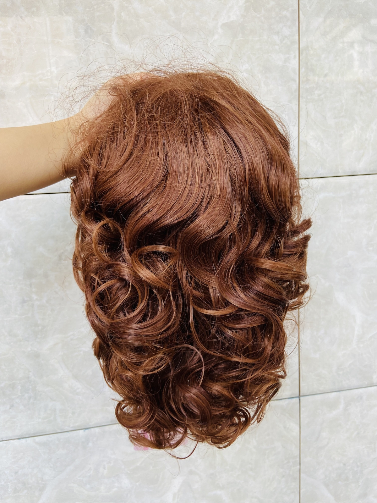 Medium Fluffy Wavy Auburn 33/30 Synthetic Hair Wigs Women Natural Fashion Wigs