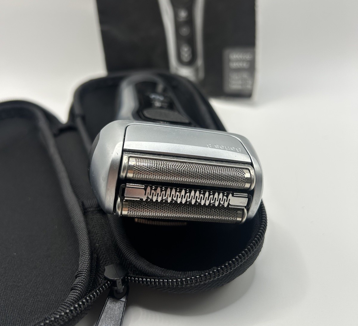 Braun Series 8 S8 8517s Wet Dry Cordless Foil Shaver ProTrimmer Kit With Dock