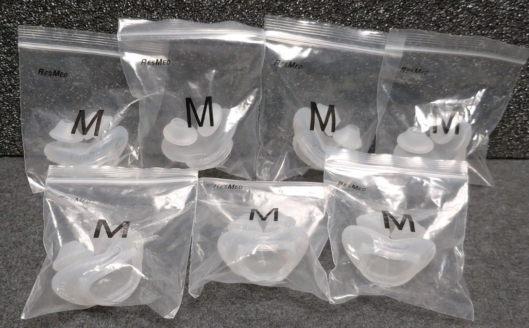 7 ResMed Swift LT Pillow 60572 Medium Nose Cushion Nasal Replacement NEW SEALED