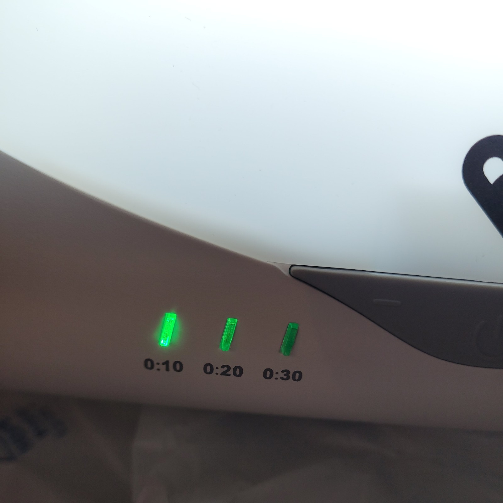 Aura Daylight Light Therapy Lamp- Slightly Used- Great Condition.