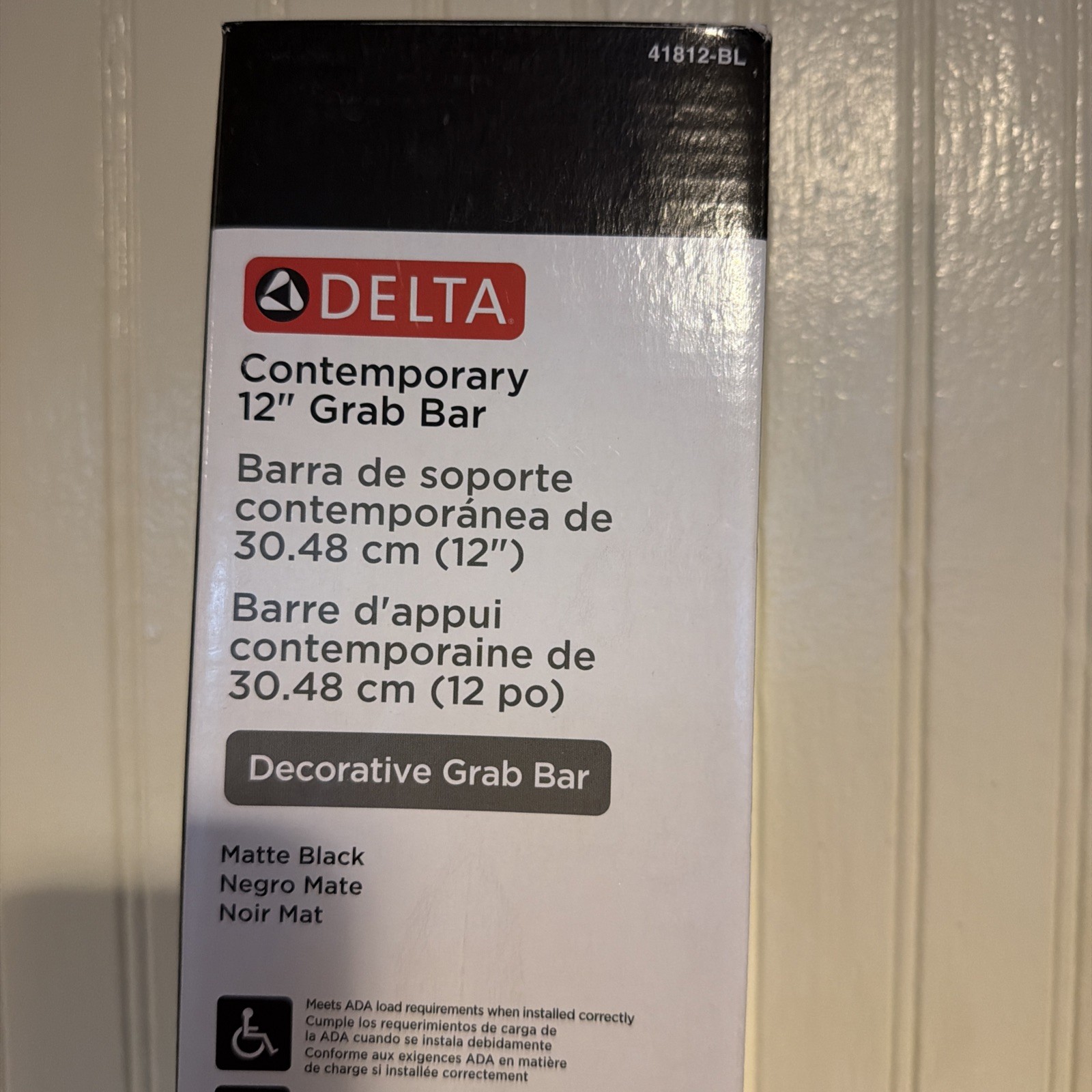 Delta Contemporary 12 in Straight Grab Bar Matte Black ADA 41812-BL