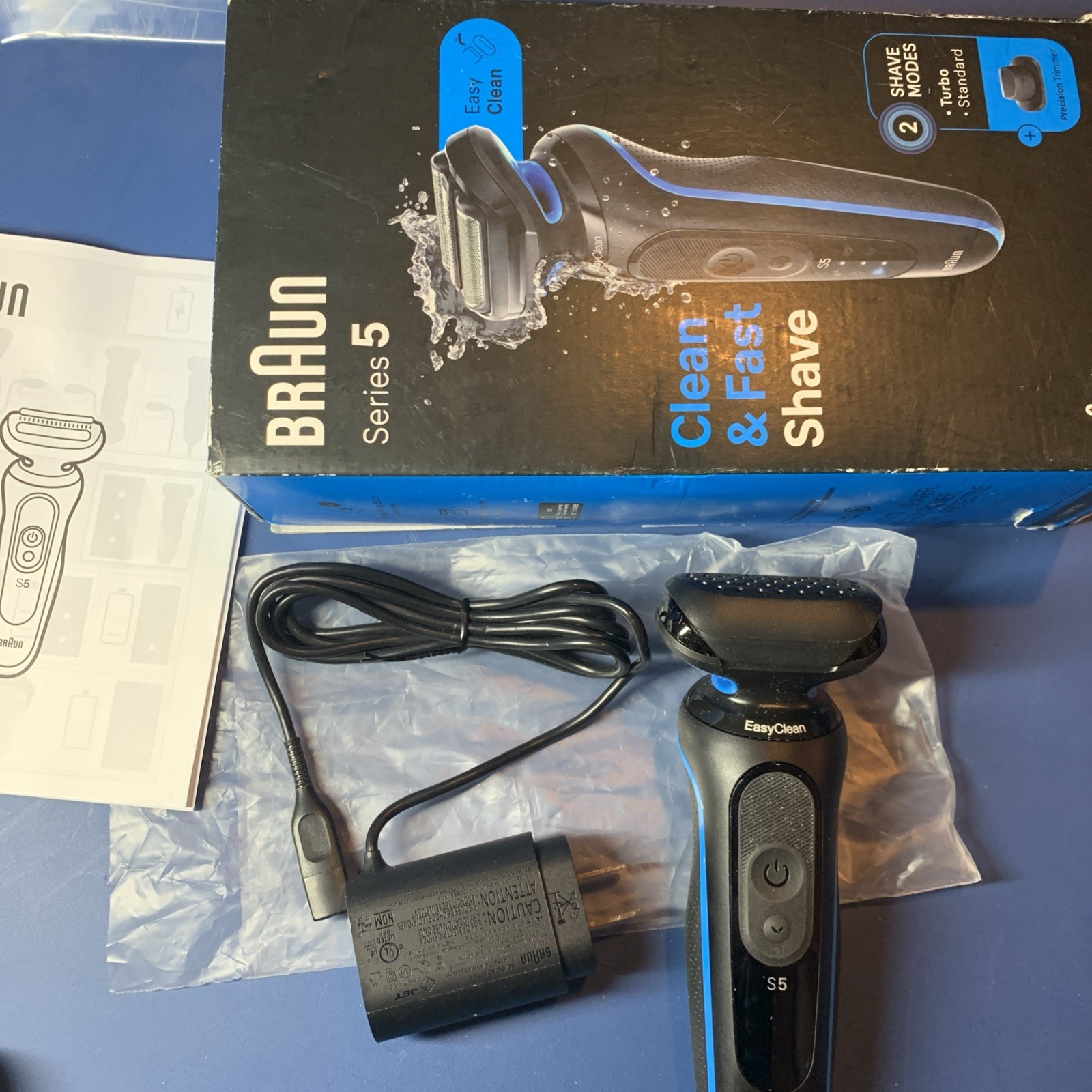 Braun Electric Shaver for Men, Series 5, 5118s Waterproof, Wet & Dry Shave USED