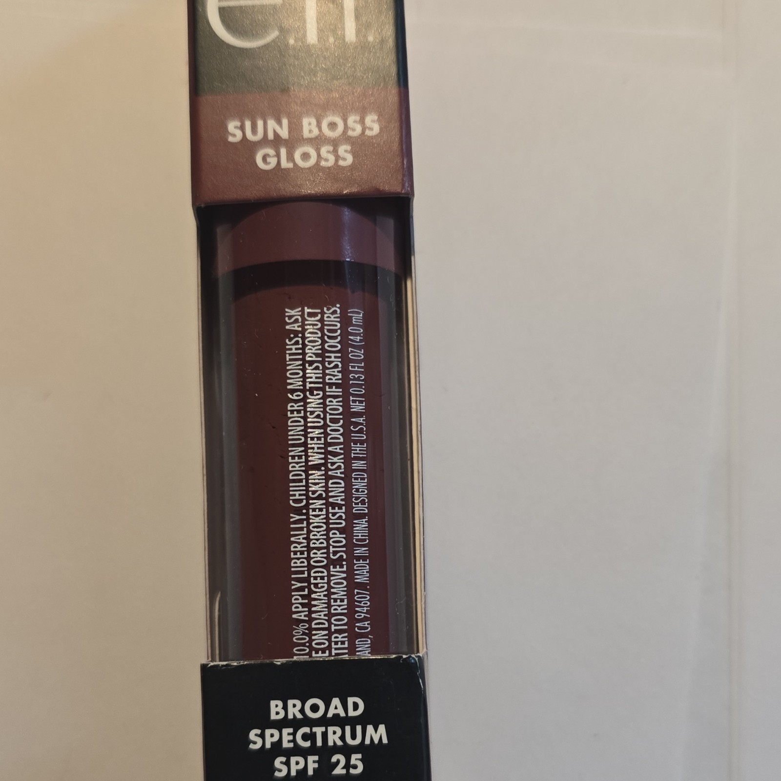 e.l.f. Sun Boss Gloss SPF 25 Broad Spectrum Lip Gloss, Zinc Oxide, Coconut