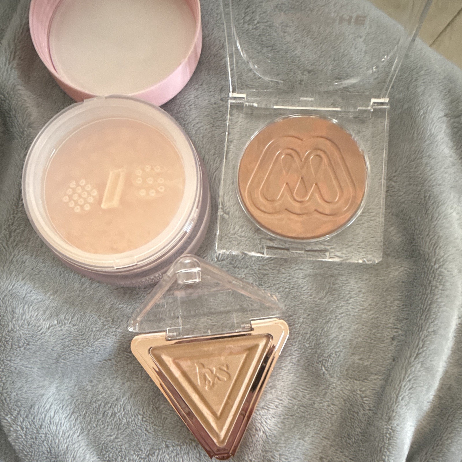 One Size, Morphe, LYS powders