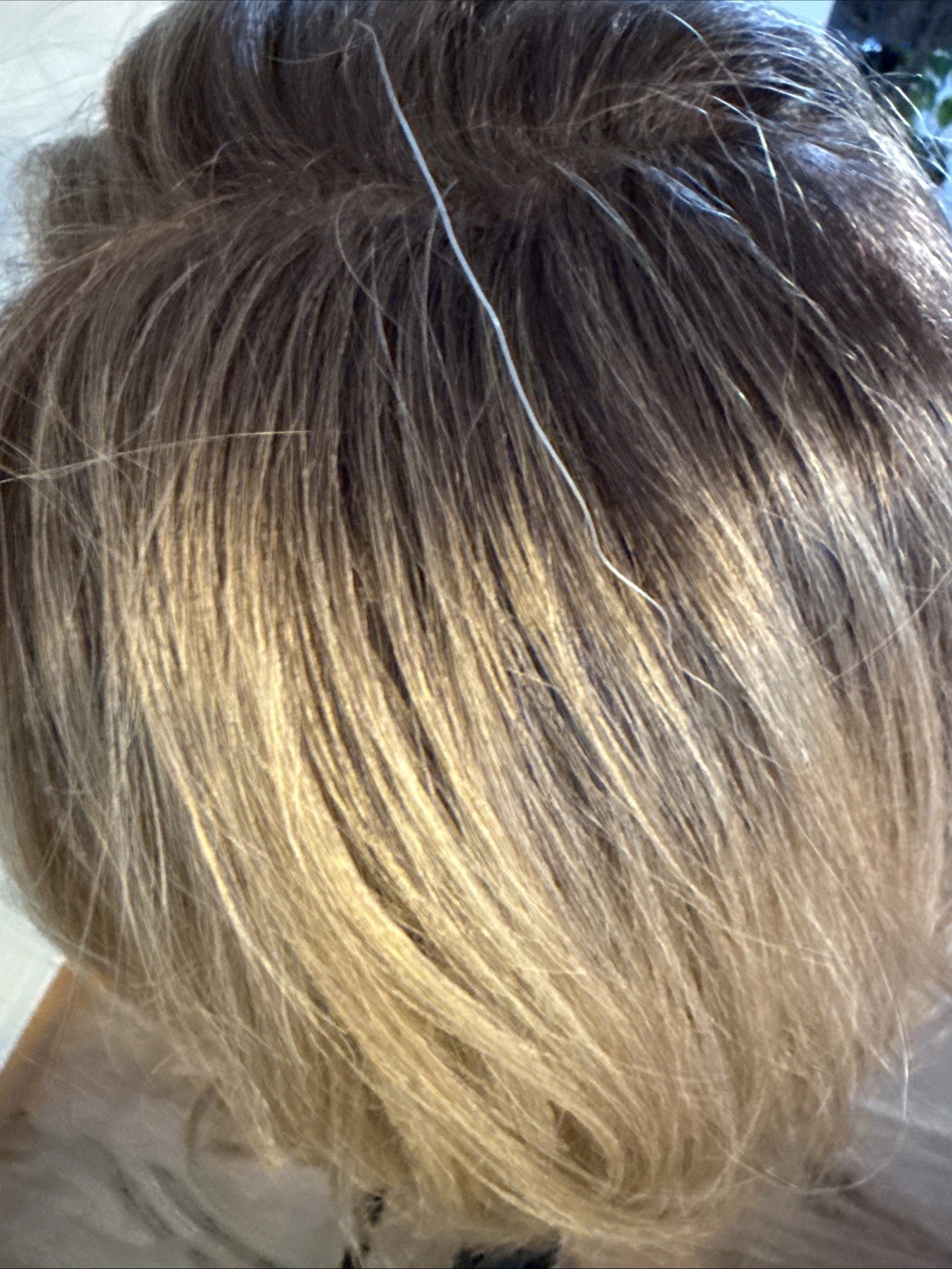 471 Beautiful, 14” Outre High Heat C Part Ombre Big Hair Ara Dr4 Sandy Blonde