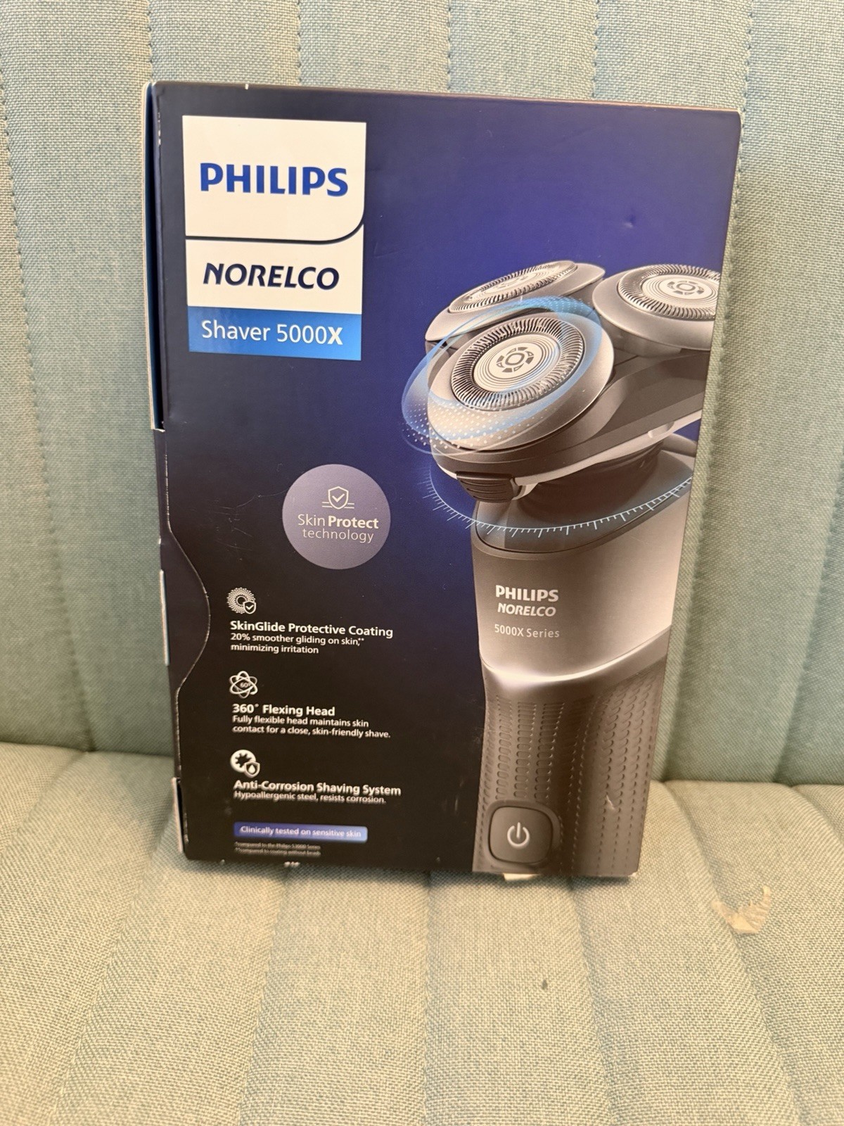 Philips Norelco X5004/84 Rechargeable Men’s Facial Shaver – Black
