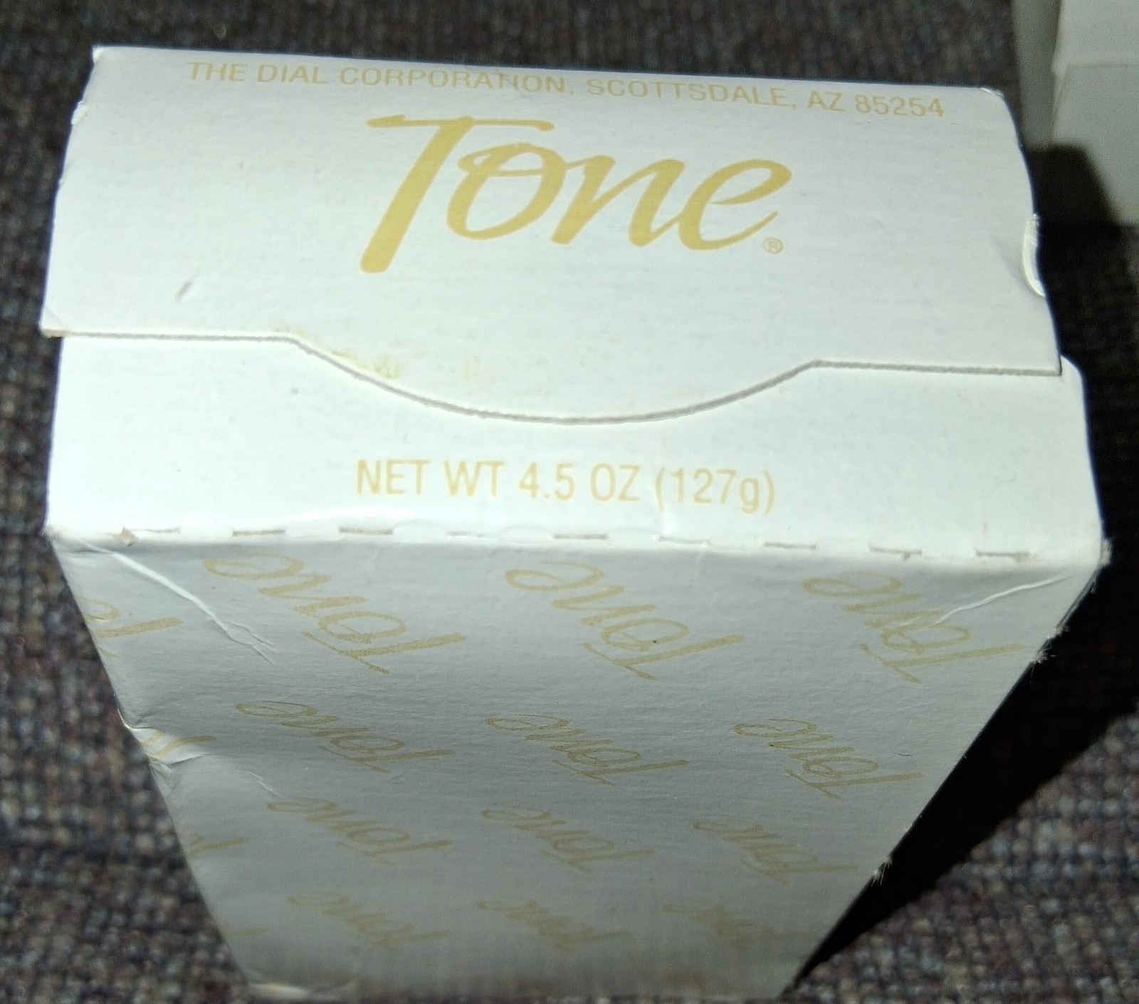4 TONE Bar Soap – Unknown Scent- Larger 4.5 oz Bars – New ~ Dial Unopened Boxes