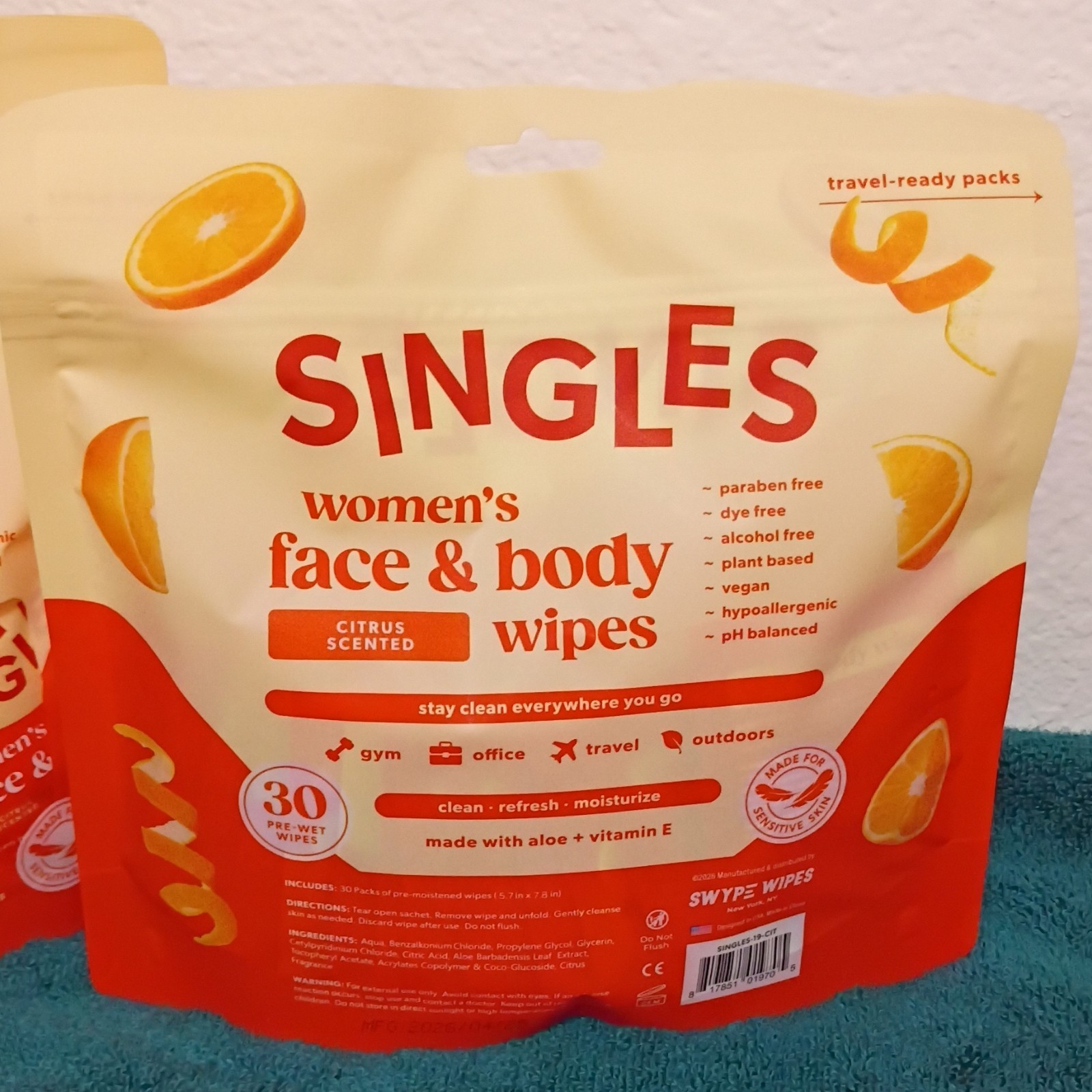 SINGLES Women’s Face & Body Cleansing Wipes Citrus Travel Size 30 Aloe E