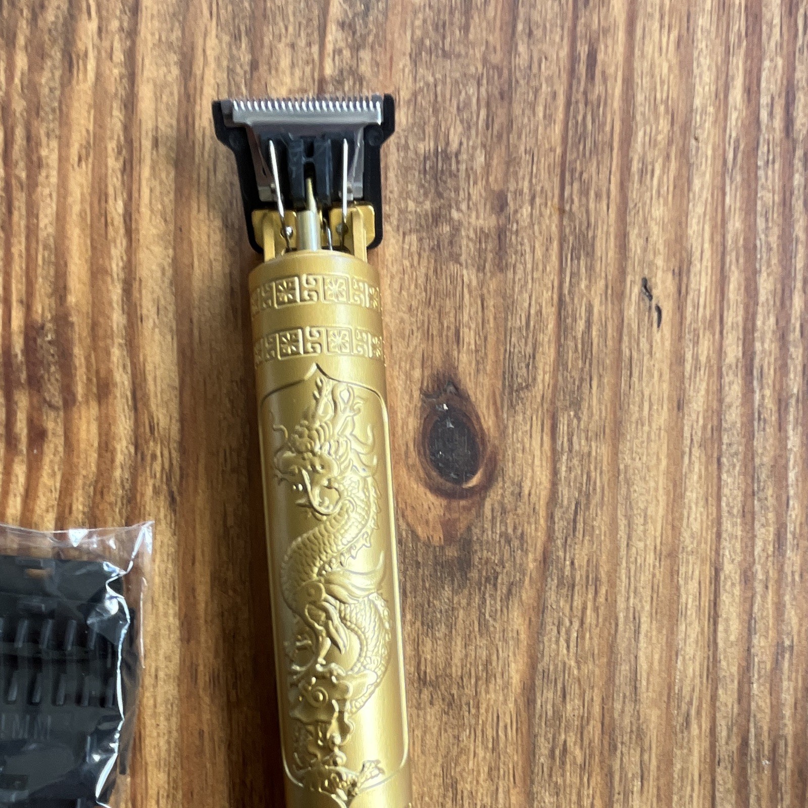 T9 Cordless Rechargeable T-Blade Beard & Face Trimmer Set, Gold Unisex