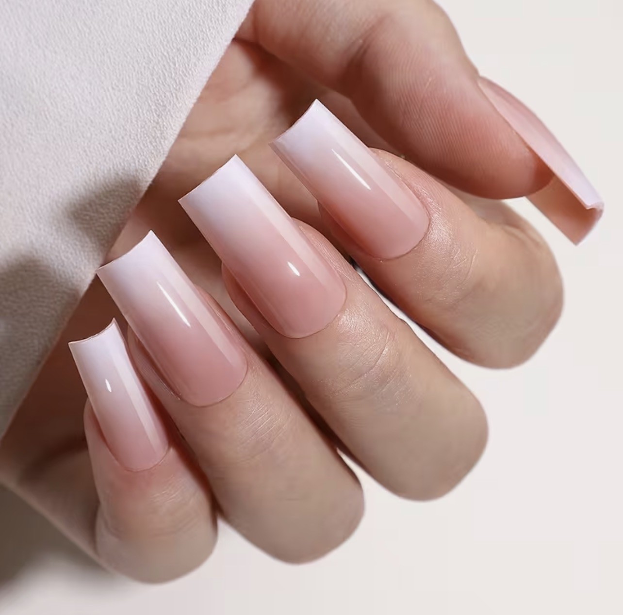 Medium Length Press-On Nails 120pcs Gradient Pink & White Glossy 12 Sizes NEW
