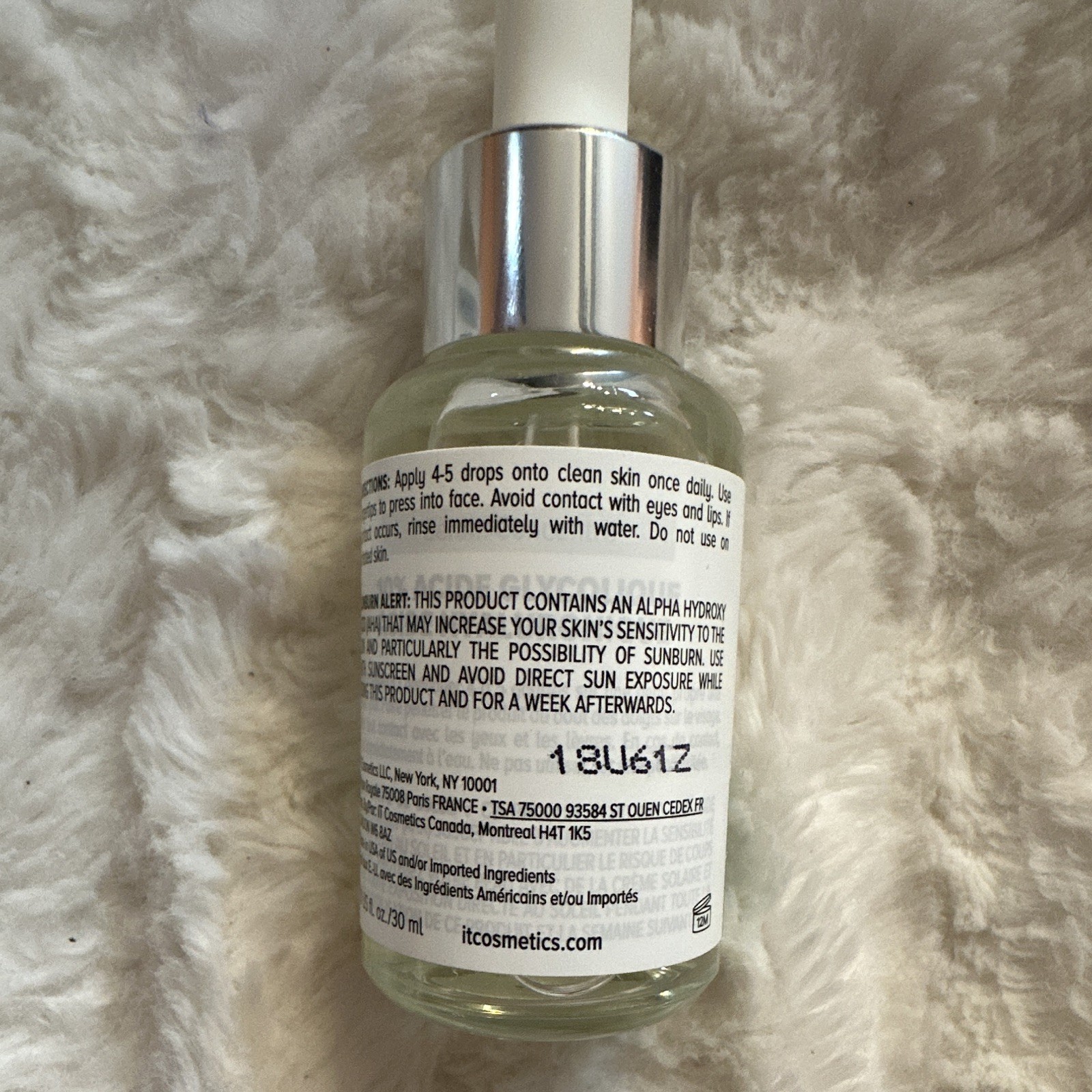 IT Cosmetics Bye Bye Pores Derma Serum 1.0 fl oz Glycolic + Hyaluronic