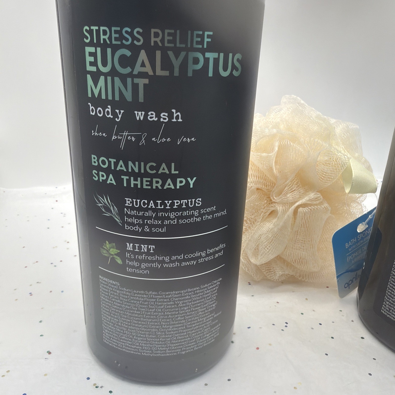 2 Pack Botanical Spa Therapy Eucalyptus Mint Body Wash 33oz Shea Aloe + Sponge