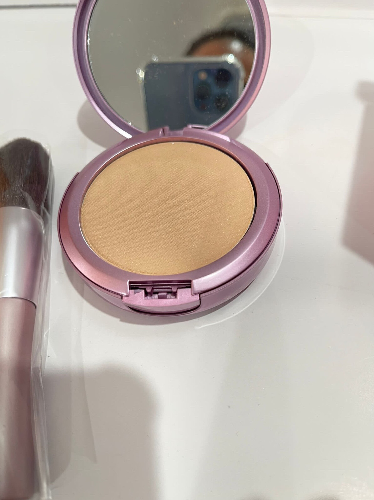 Mally Perfect Skin Illuminating Refiner MEDIUM New In Box With Brush As Shown